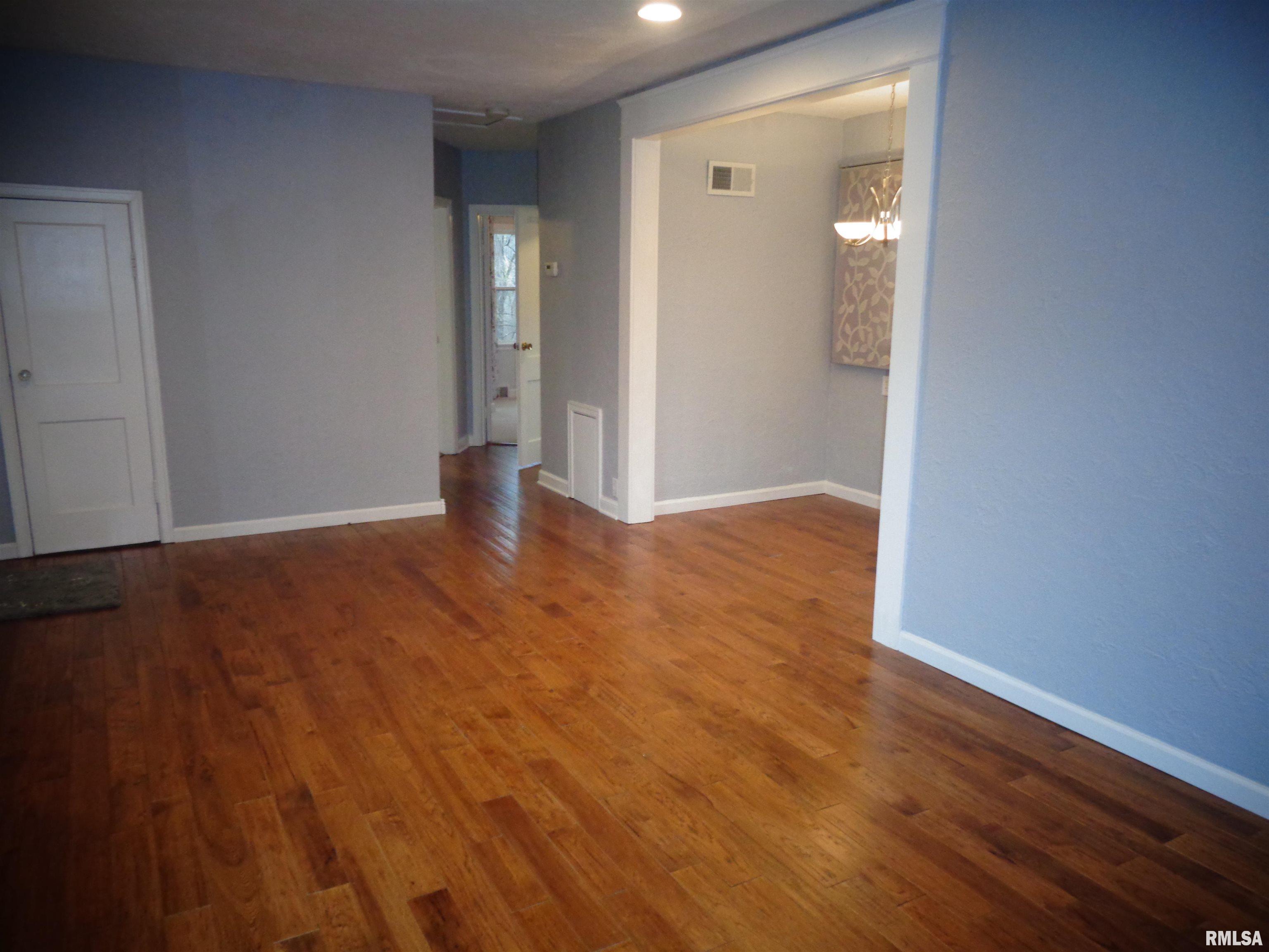 5905 West Salem School Road Dunlap, IL 61525 - Photo 4 of 32 Gallery Image 4