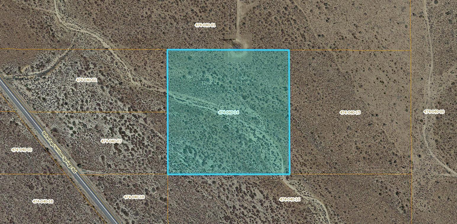 Tehachapi Willow Springs Road Edwards, CA 93560 - Photo 4 of 14 a view of a bathroom