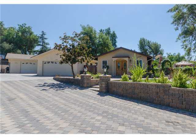 8859 Los Coches Road Lakeside, CA 92040 - Photo 1 of 25 2 excellent homes on a private 1.37 acre lot near the top of the hill. Also see custom virtual tour at http://www.sdvtours.com/iap/loscoches. (Highlight and copy the URL.)
