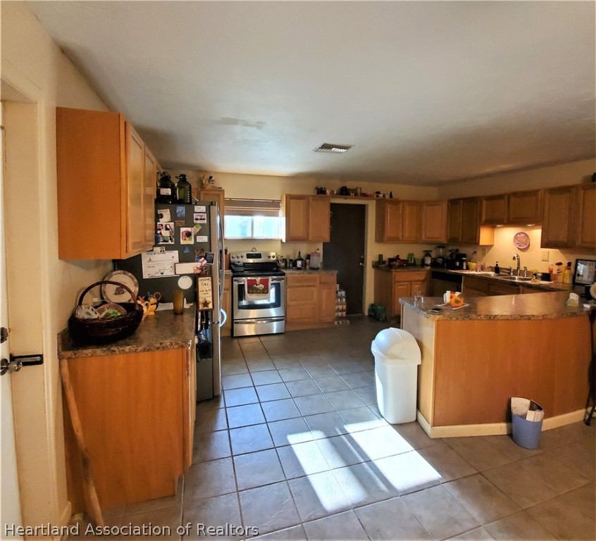 1640 Van Pelt Road Sebring, FL 33870 - Photo 13 of 22 Gallery Image 13