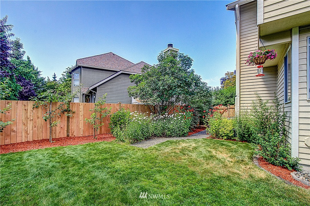20914 33rd Avenue Southeast Bothell, WA 98021 - Photo 22 of 25