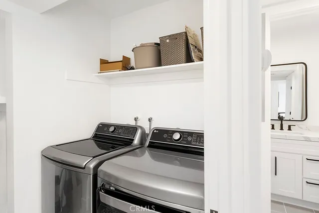 a view of outdoor space yard and patio