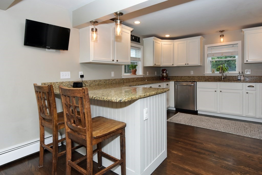 2 Cedarview Road Ipswich, MA 01938 - Photo 9 of 42