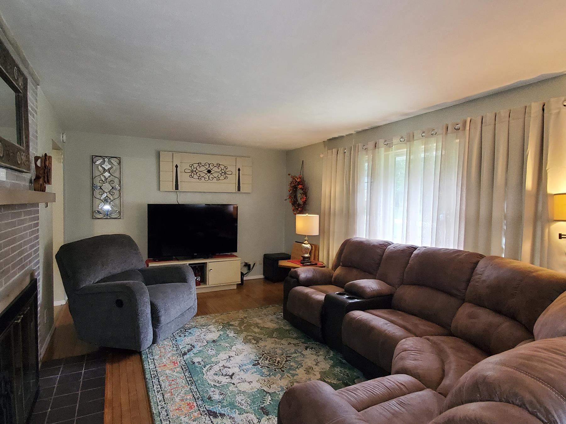6118 East Hills Road Fort Wayne, IN 46804 - Photo 5 of 35 Gallery Image 5