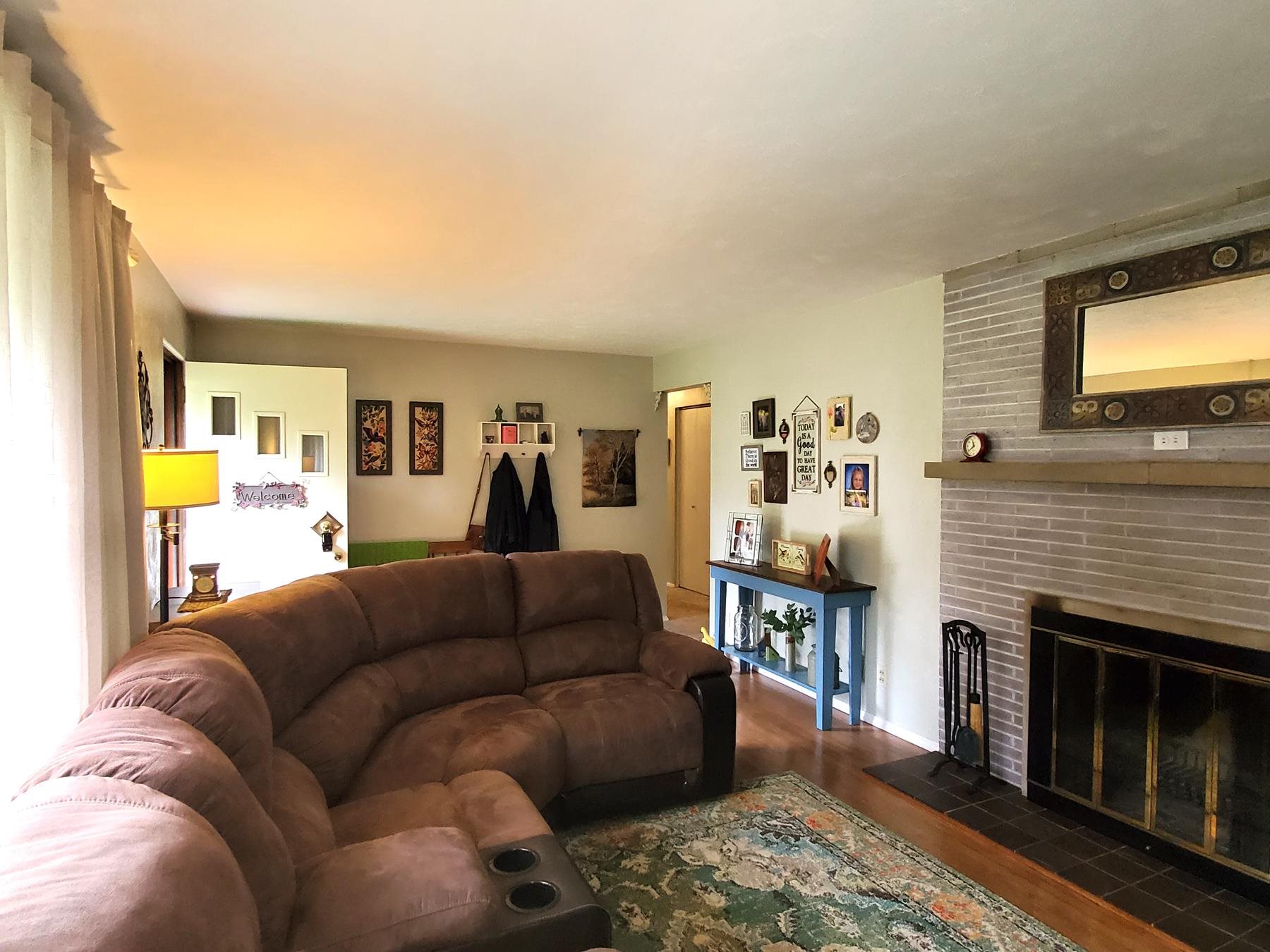 6118 East Hills Road Fort Wayne, IN 46804 - Photo 7 of 35 Gallery Image 7