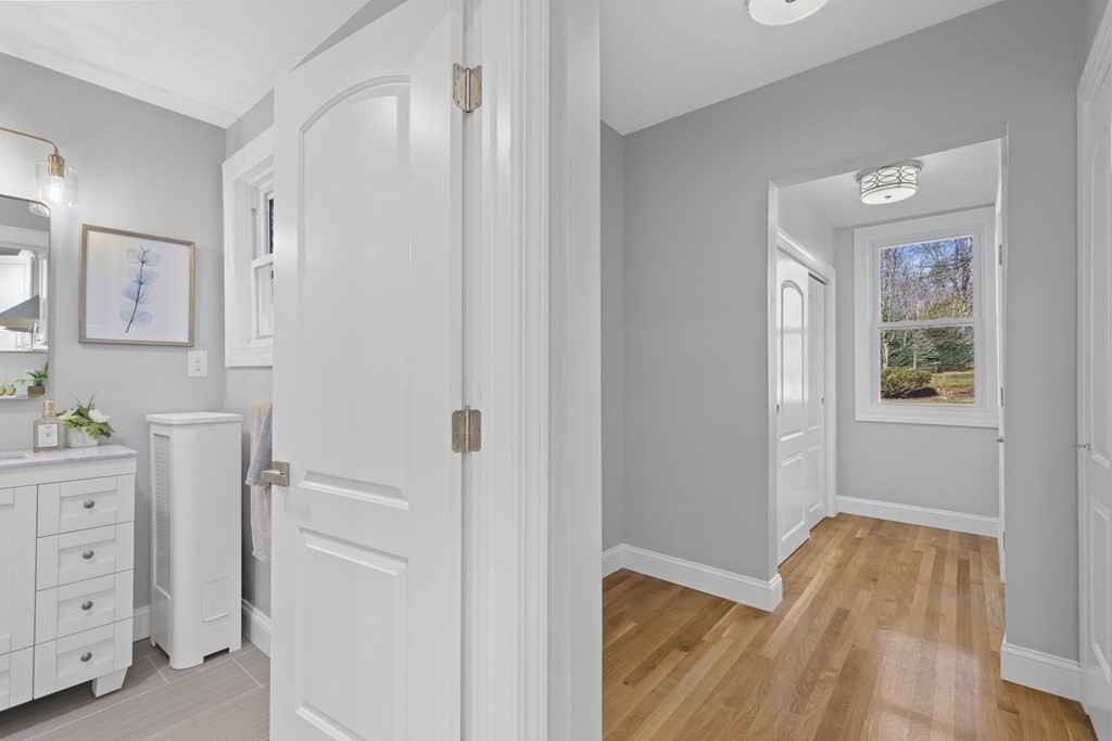 11 Davidson Road Worcester, MA 01605 - Photo 18 of 34 Gallery Image 18