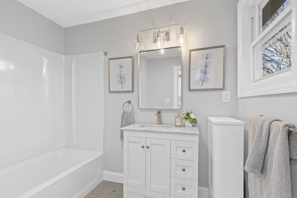 11 Davidson Road Worcester, MA 01605 - Photo 19 of 34 Gallery Image 19