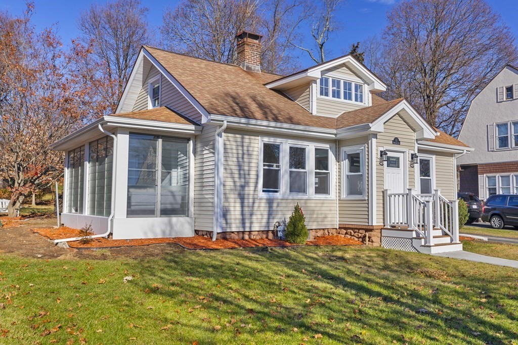 11 Davidson Road Worcester, MA 01605 - Photo 2 of 34 Gallery Image 2