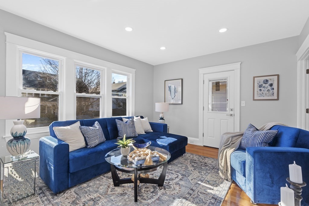 11 Davidson Road Worcester, MA 01605 - Photo 6 of 34 Gallery Image 6