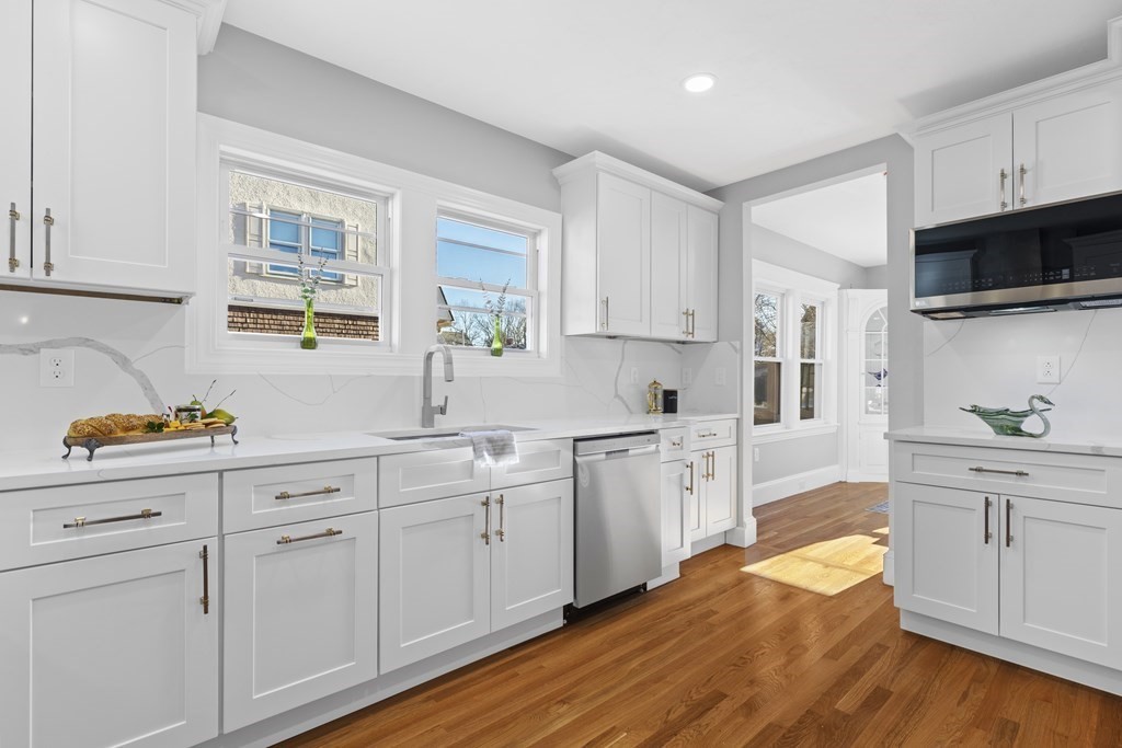 11 Davidson Road Worcester, MA 01605 - Photo 9 of 34 Gallery Image 9