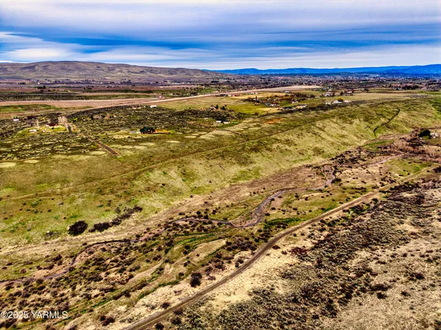 $75,000 | 270 Snowy Owl Lane, Yakima, WA 98908