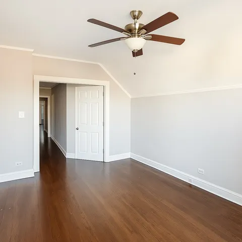 $1,500 | 2839 North Newland Avenue, Unit 2, Chicago, IL 60634