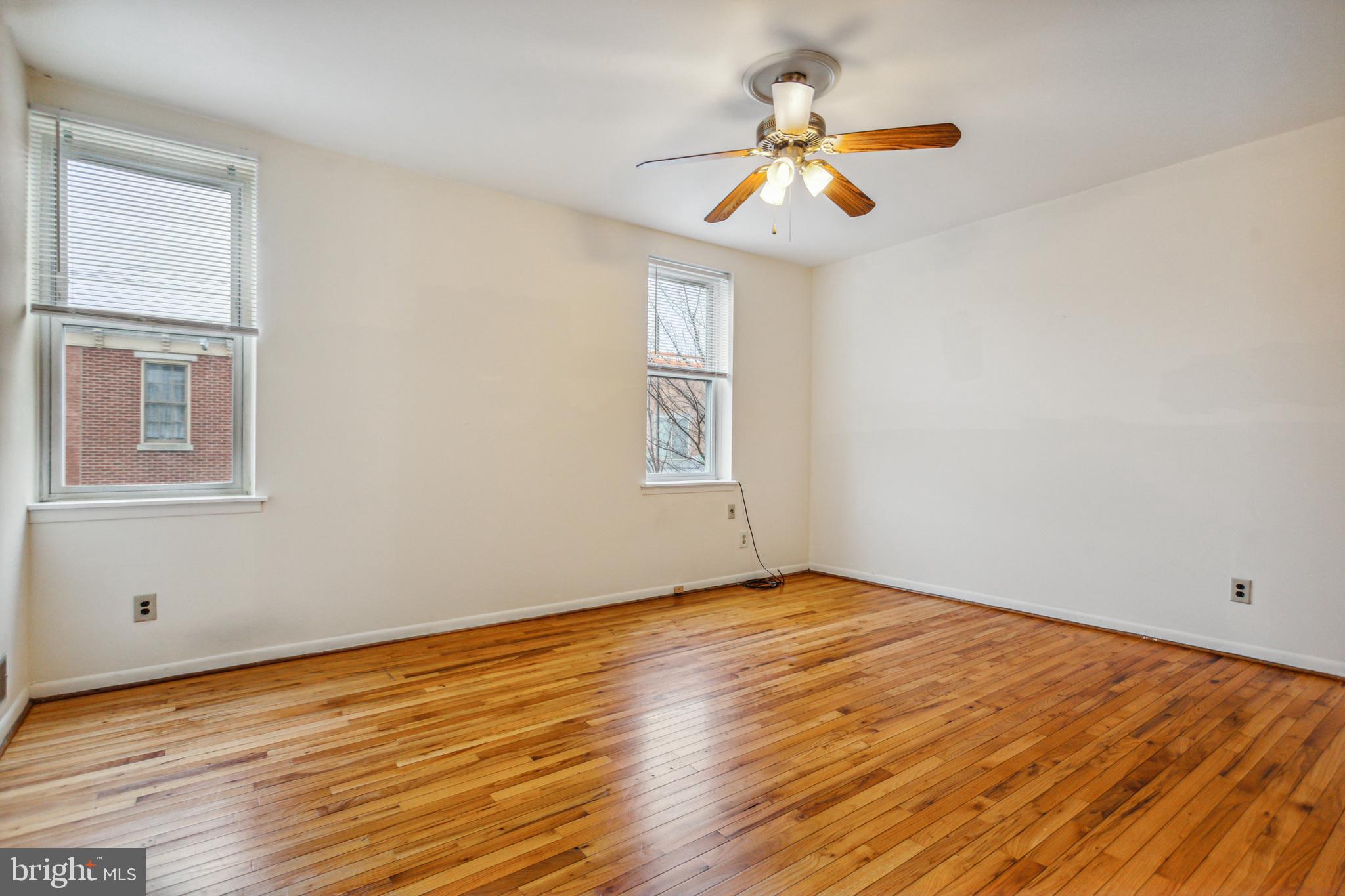 1111 Bainbridge Street Philadelphia, PA 19147 - Photo 12 of 22 2nd Floor Front Bedroom