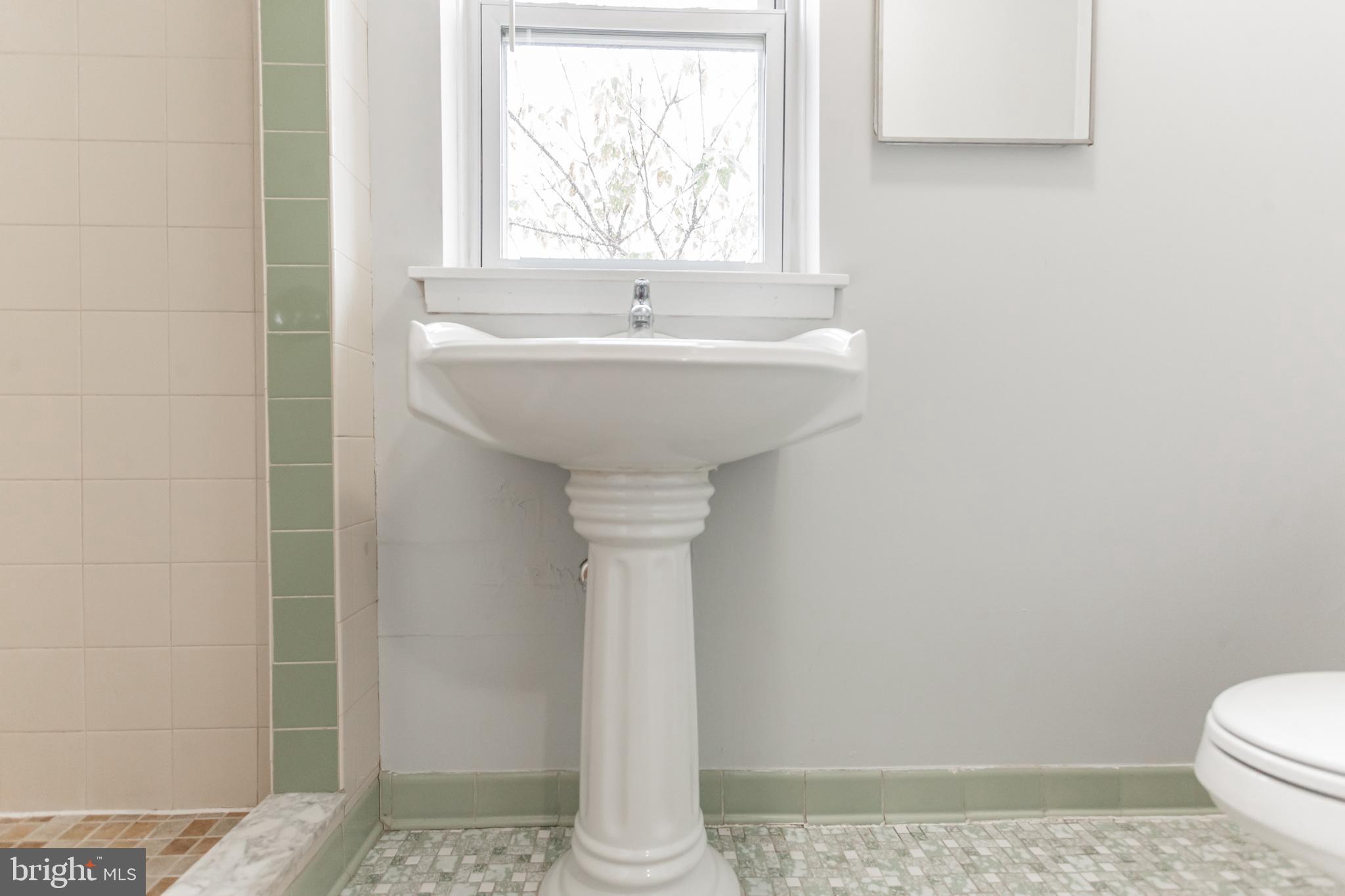 1111 Bainbridge Street Philadelphia, PA 19147 - Photo 19 of 22 Full Tile Bath with Shower