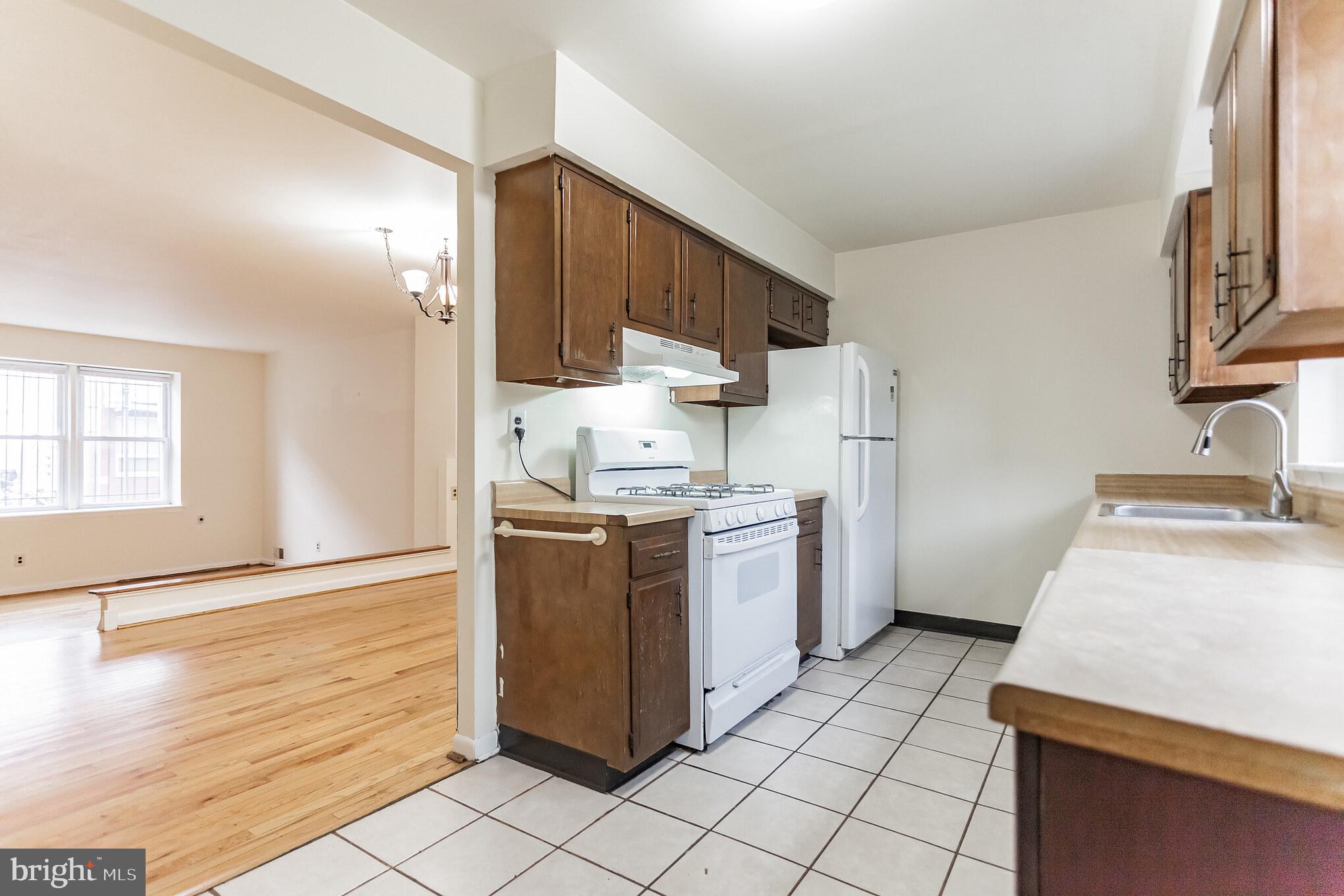 1111 Bainbridge Street Philadelphia, PA 19147 - Photo 10 of 22 Kitchen