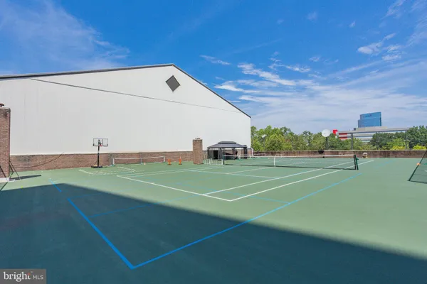 a view of a tennis court