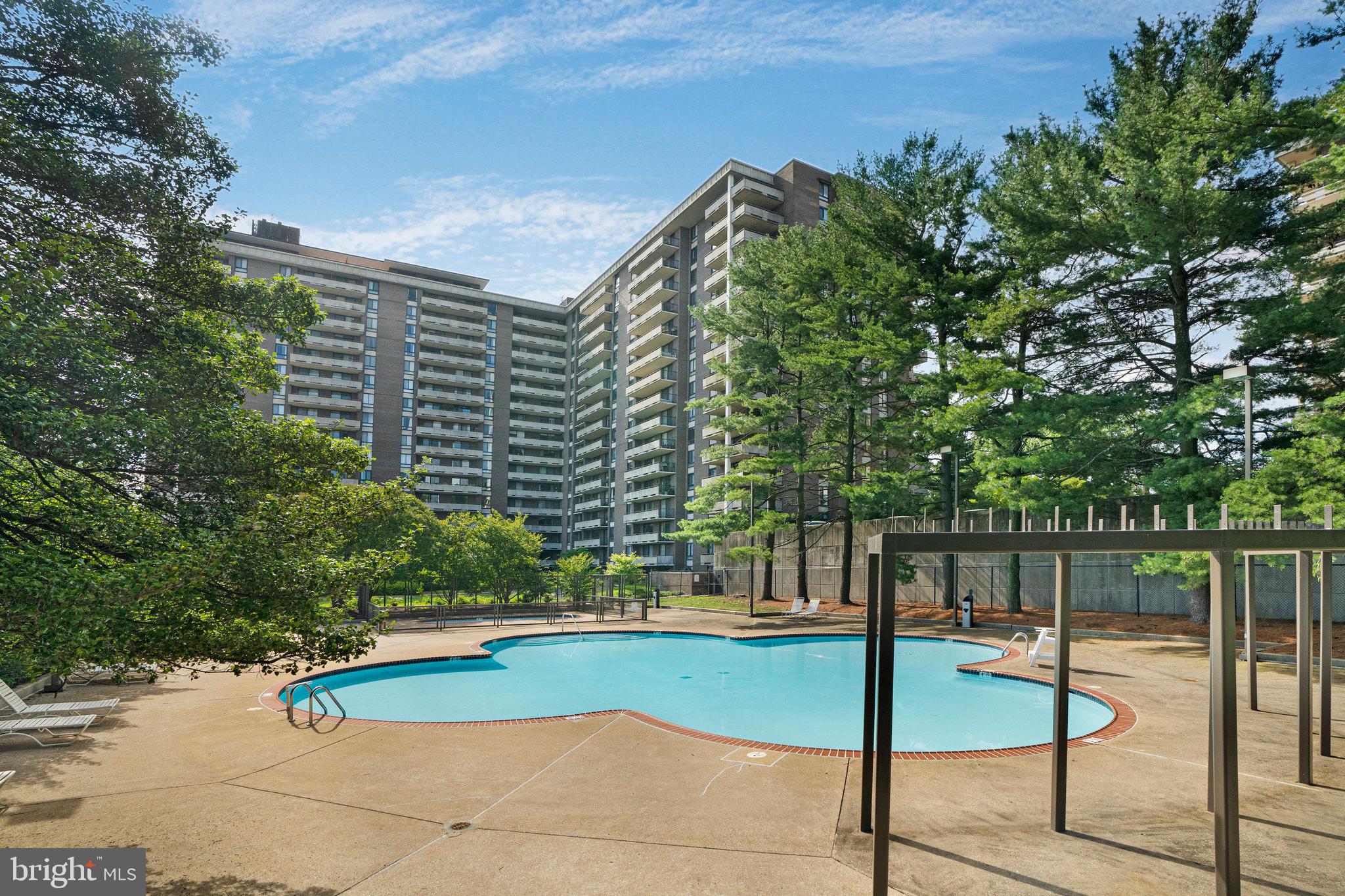 1808 Old Meadow Road, Unit 716 McLean, VA 22102 - Photo 35 of 37 POOL