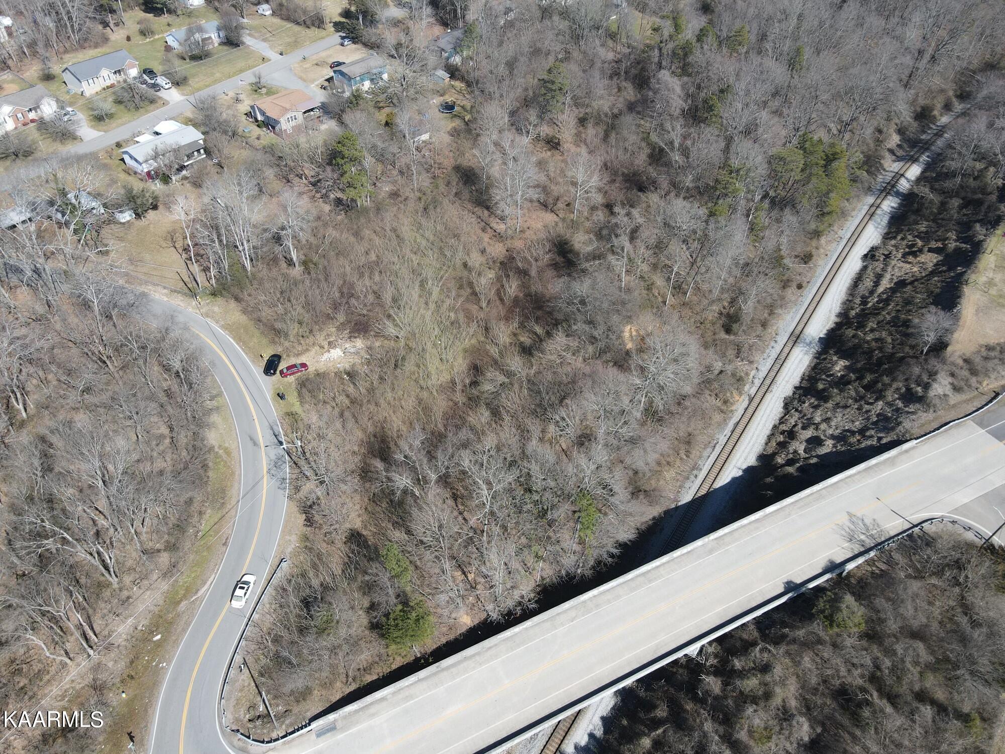 4244 Lee Road Northwest Knoxville, TN 37921 - Photo 8 of 19 7F1504D5-47A6-4053-BB8F-63BE639EEDEE