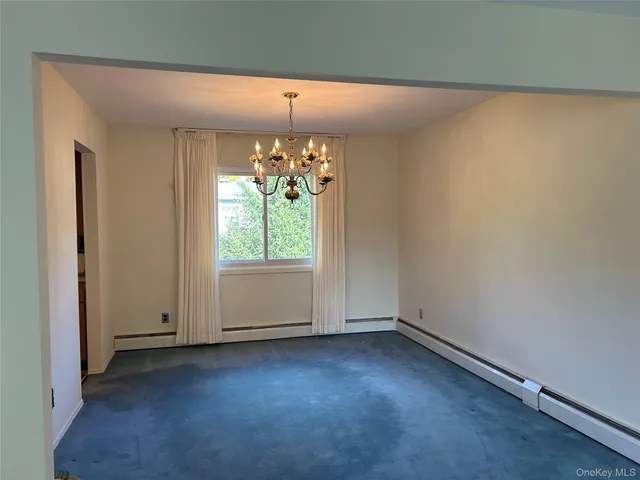 $749,990 | 325 Young Street, West Babylon, NY 11704