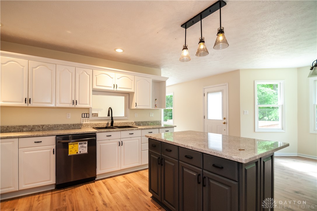 8541 Bunnell Hill Road Springboro, OH 45066 - Photo 19 of 42 Gallery Image 19