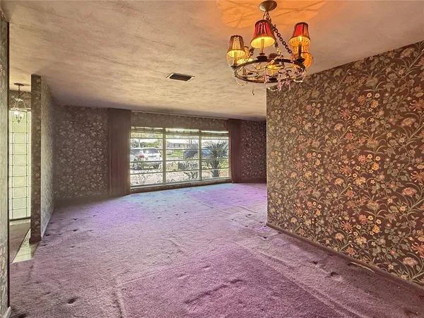 $415,000 | 2065 Envoy Court, Clearwater, FL 33764