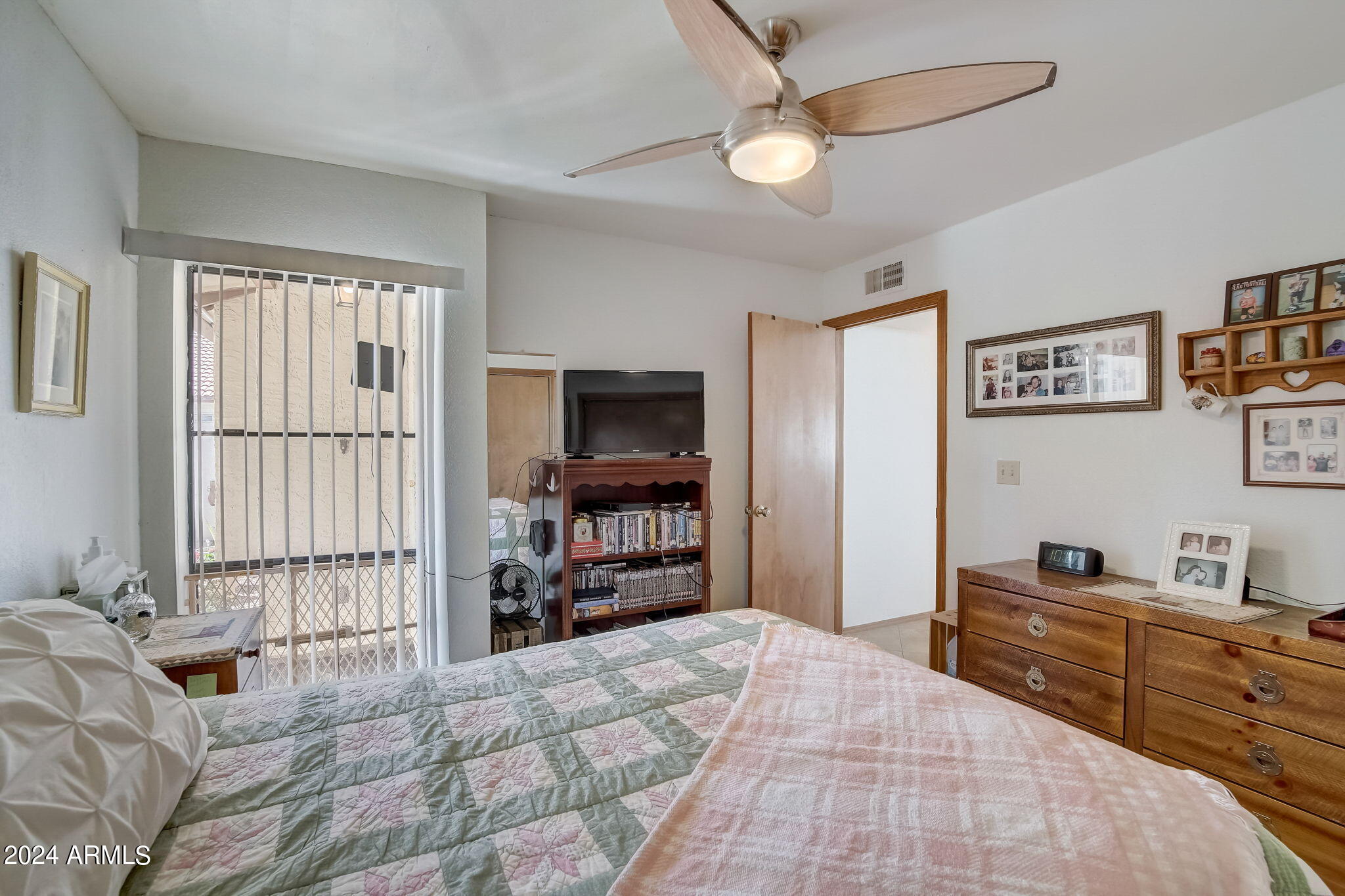 542 South Higley Road, Unit 32 Mesa, AZ 85206 - Photo 10 of 31 13-web-or-mls-S Higley Rd 32-013