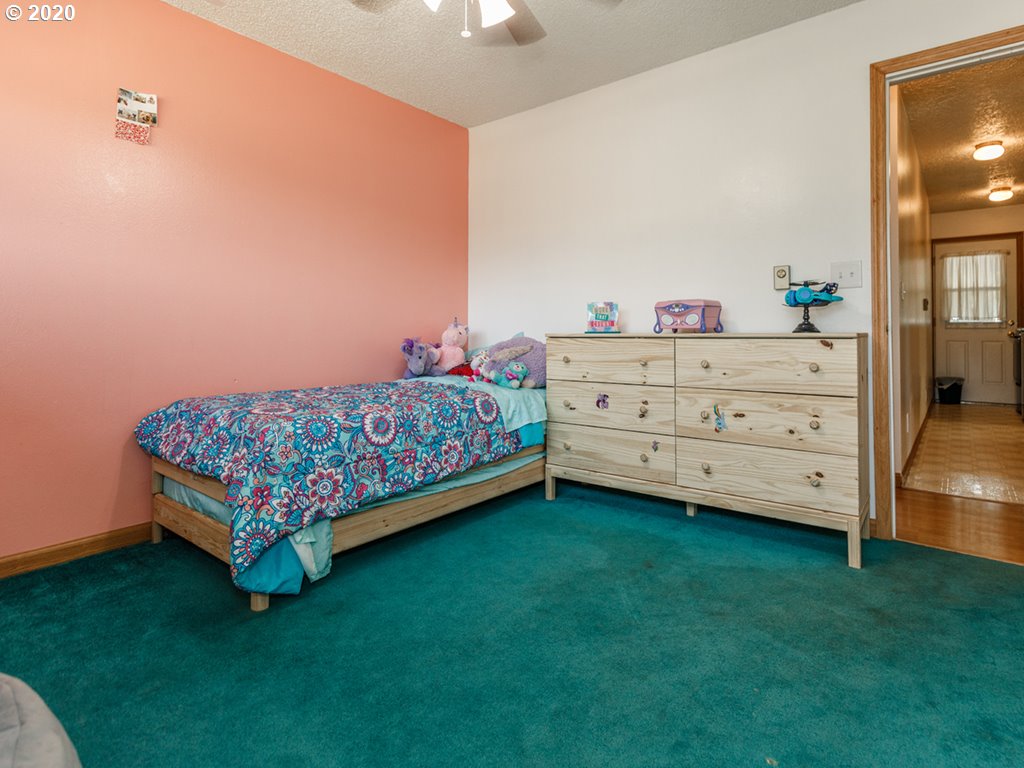25709 Northeast Brunner Road Camas, WA 98607 - Photo 12 of 32