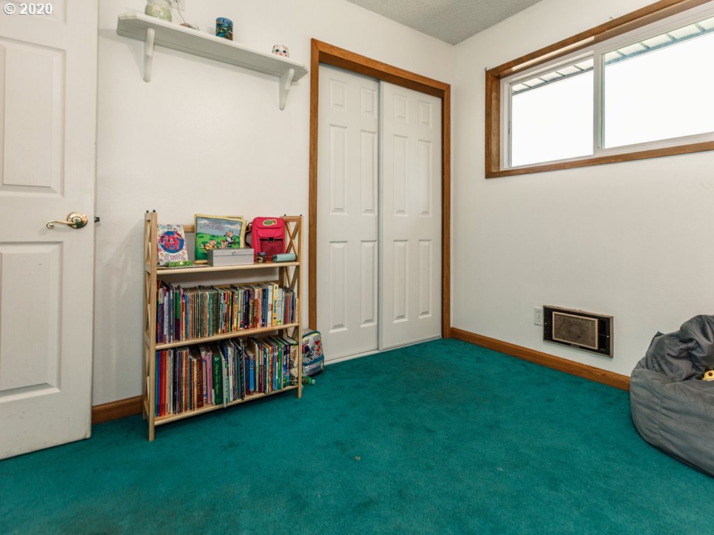 25709 Northeast Brunner Road Camas, WA 98607 - Photo 13 of 32