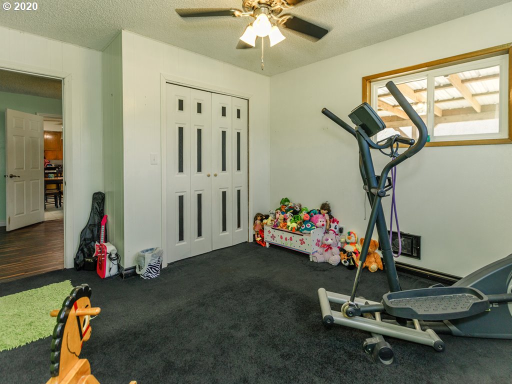 25709 Northeast Brunner Road Camas, WA 98607 - Photo 18 of 32