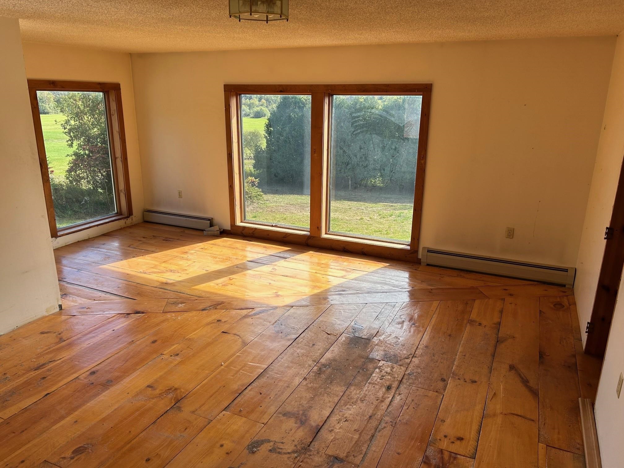 1929 Highgate Road Highgate, VT 05478 - Photo 3 of 11