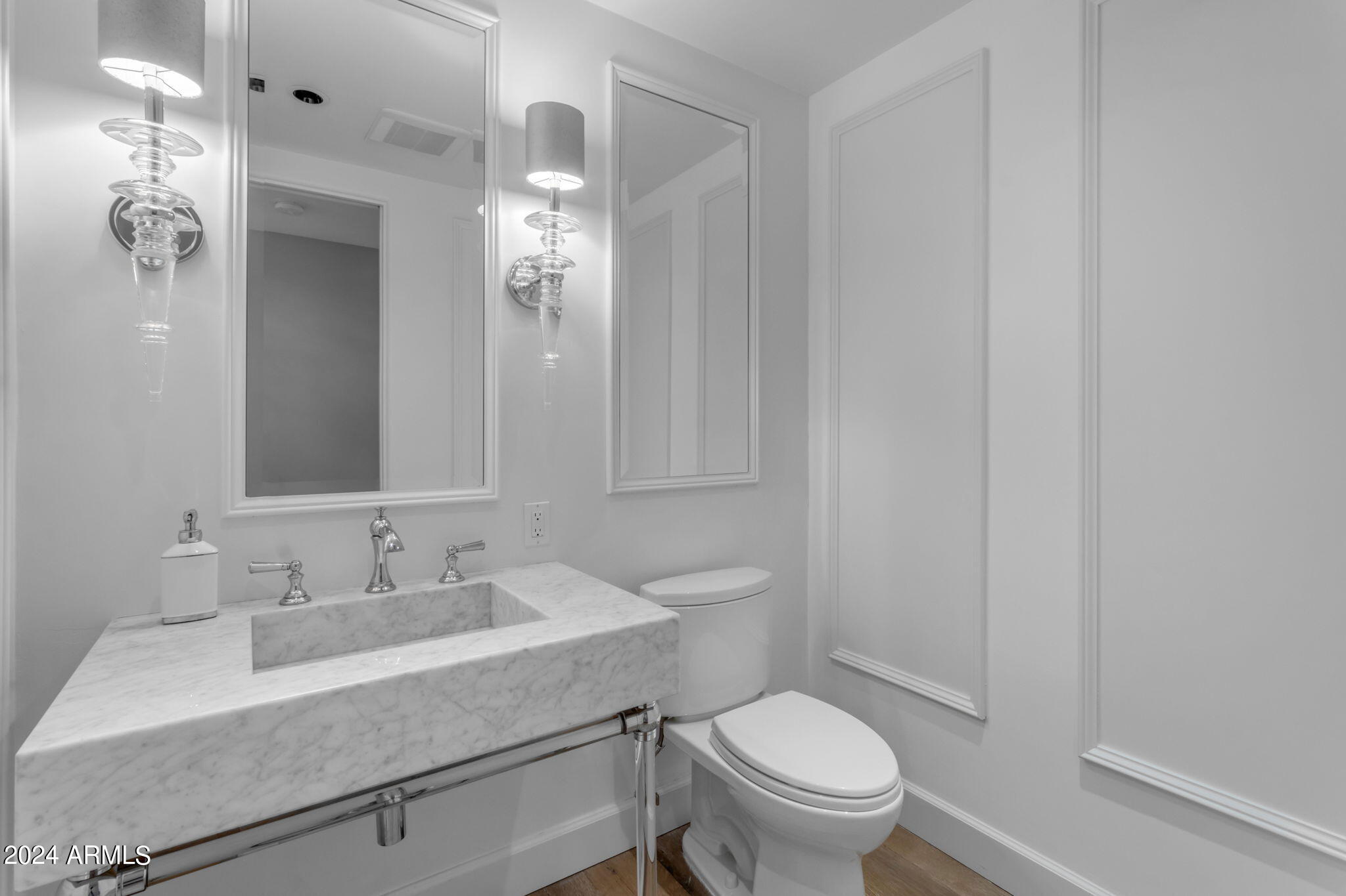 7181 East Camelback Road, Unit 704 Scottsdale, AZ 85251 - Photo 20 of 96 Powder room