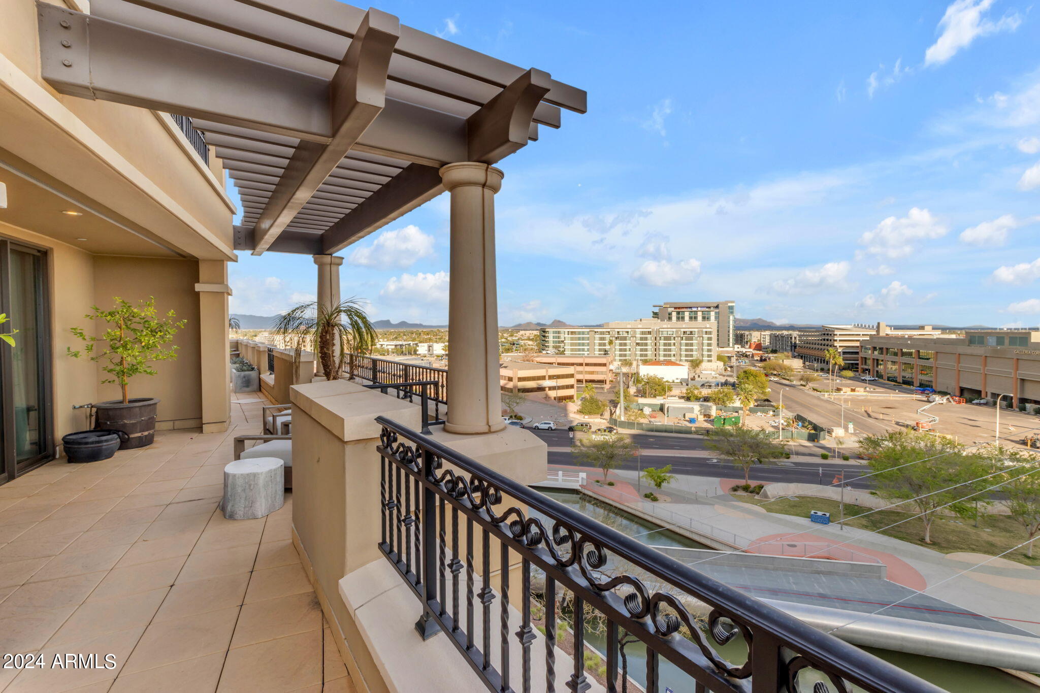 7181 East Camelback Road, Unit 704 Scottsdale, AZ 85251 - Photo 31 of 96 Wraparound patio