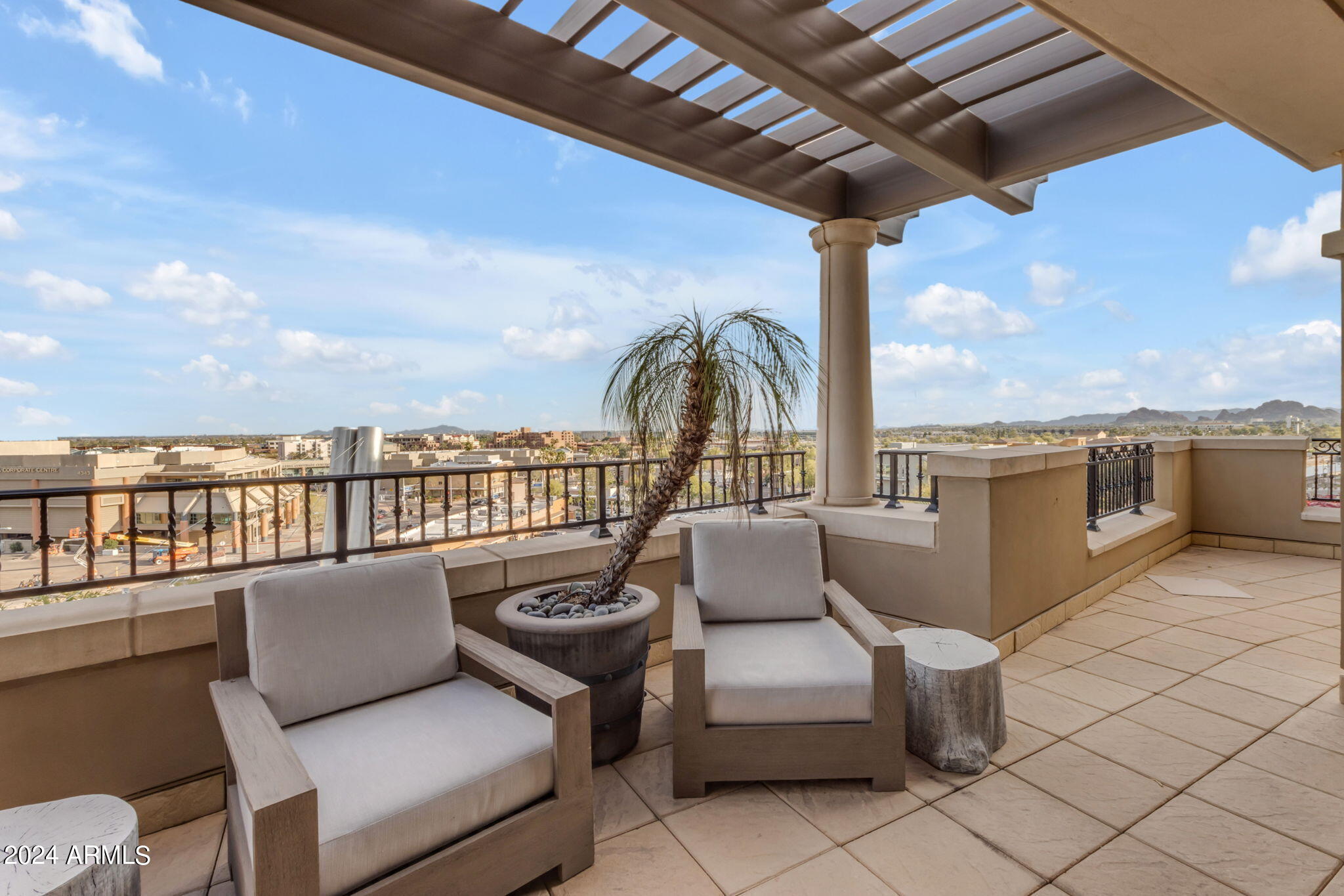 7181 East Camelback Road, Unit 704 Scottsdale, AZ 85251 - Photo 42 of 96 Guest patio