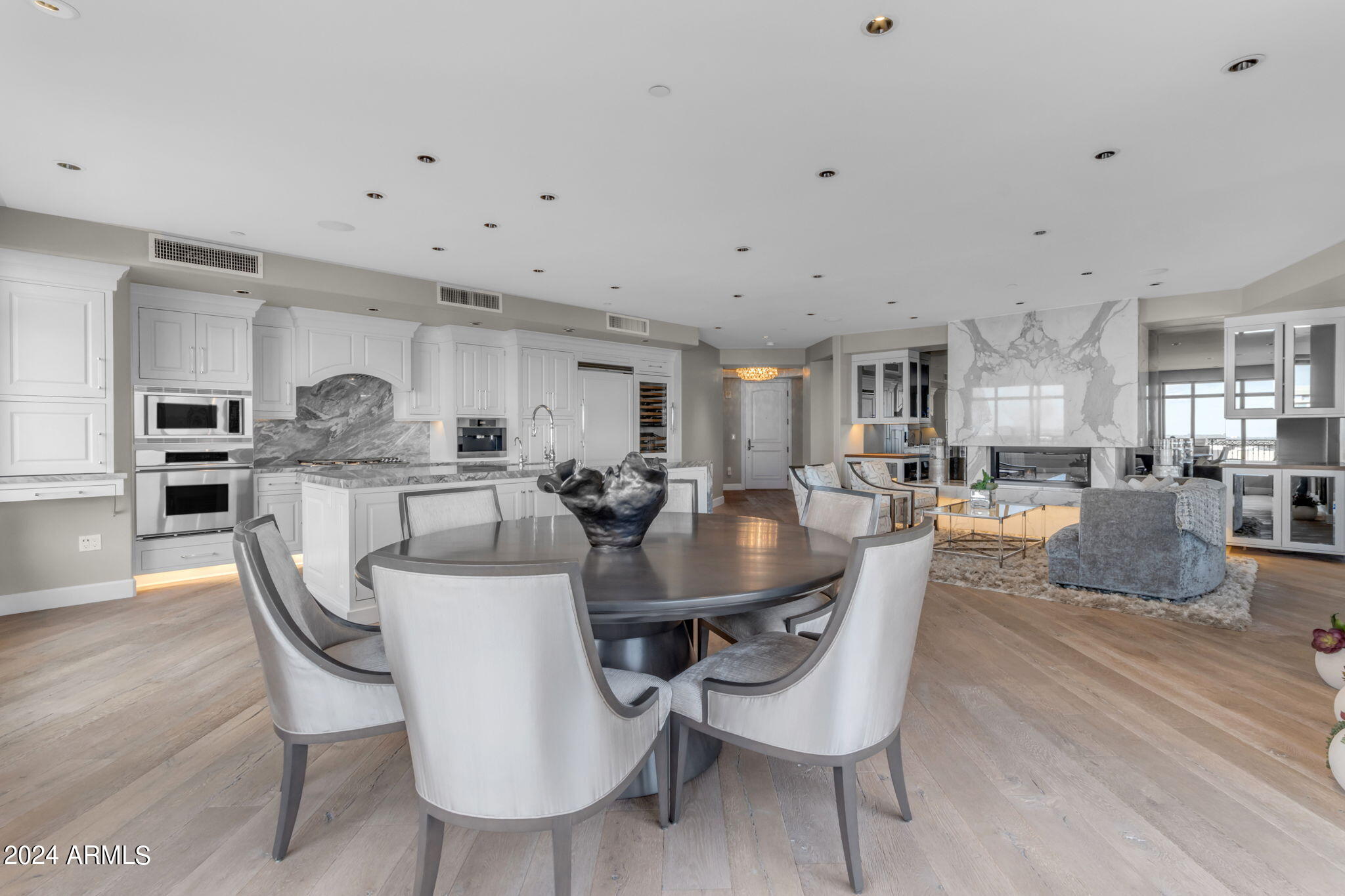 7181 East Camelback Road, Unit 704 Scottsdale, AZ 85251 - Photo 51 of 96 Dining