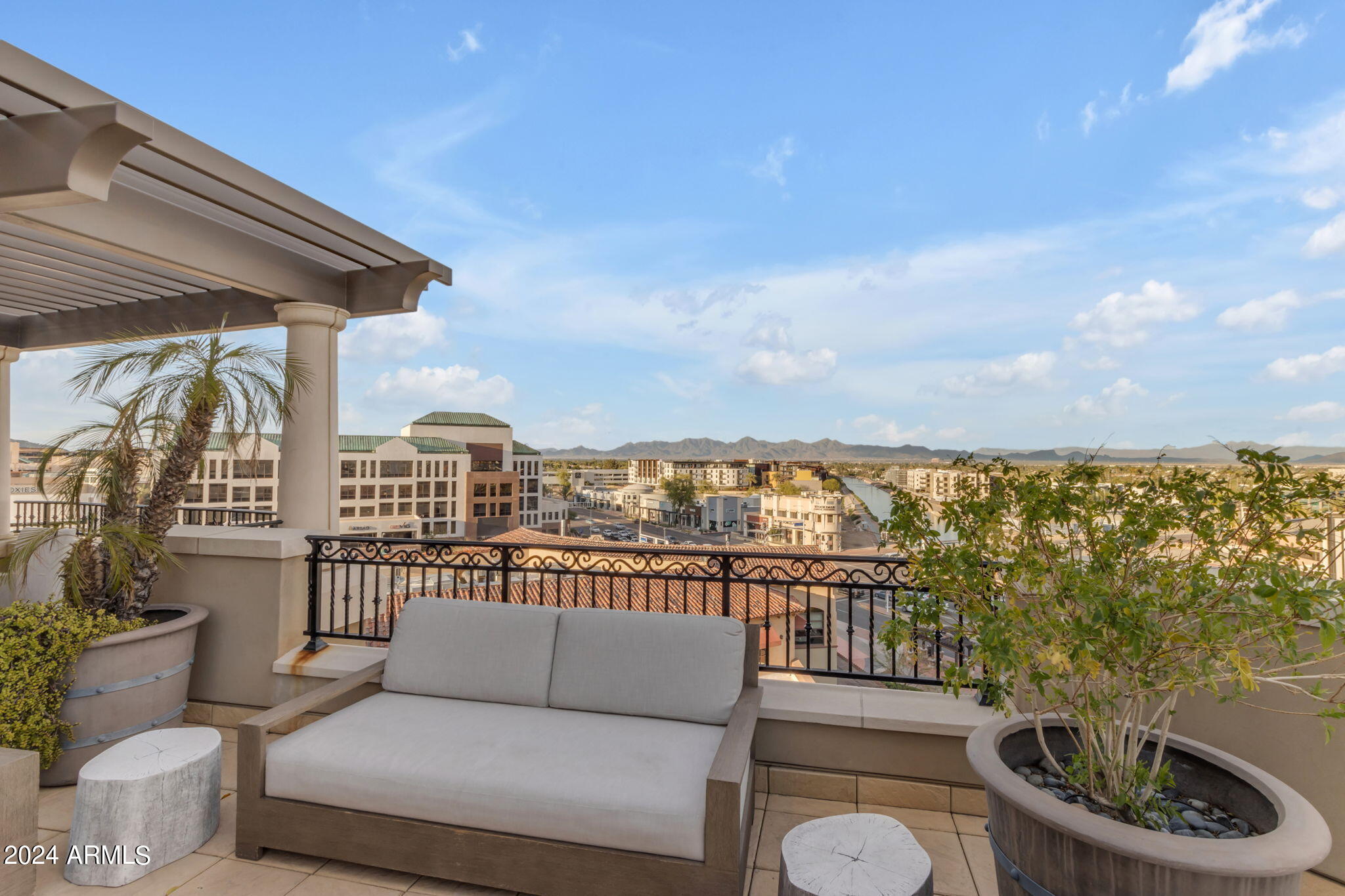 7181 East Camelback Road, Unit 704 Scottsdale, AZ 85251 - Photo 58 of 96 64-web-or-mls-205_a4m_water