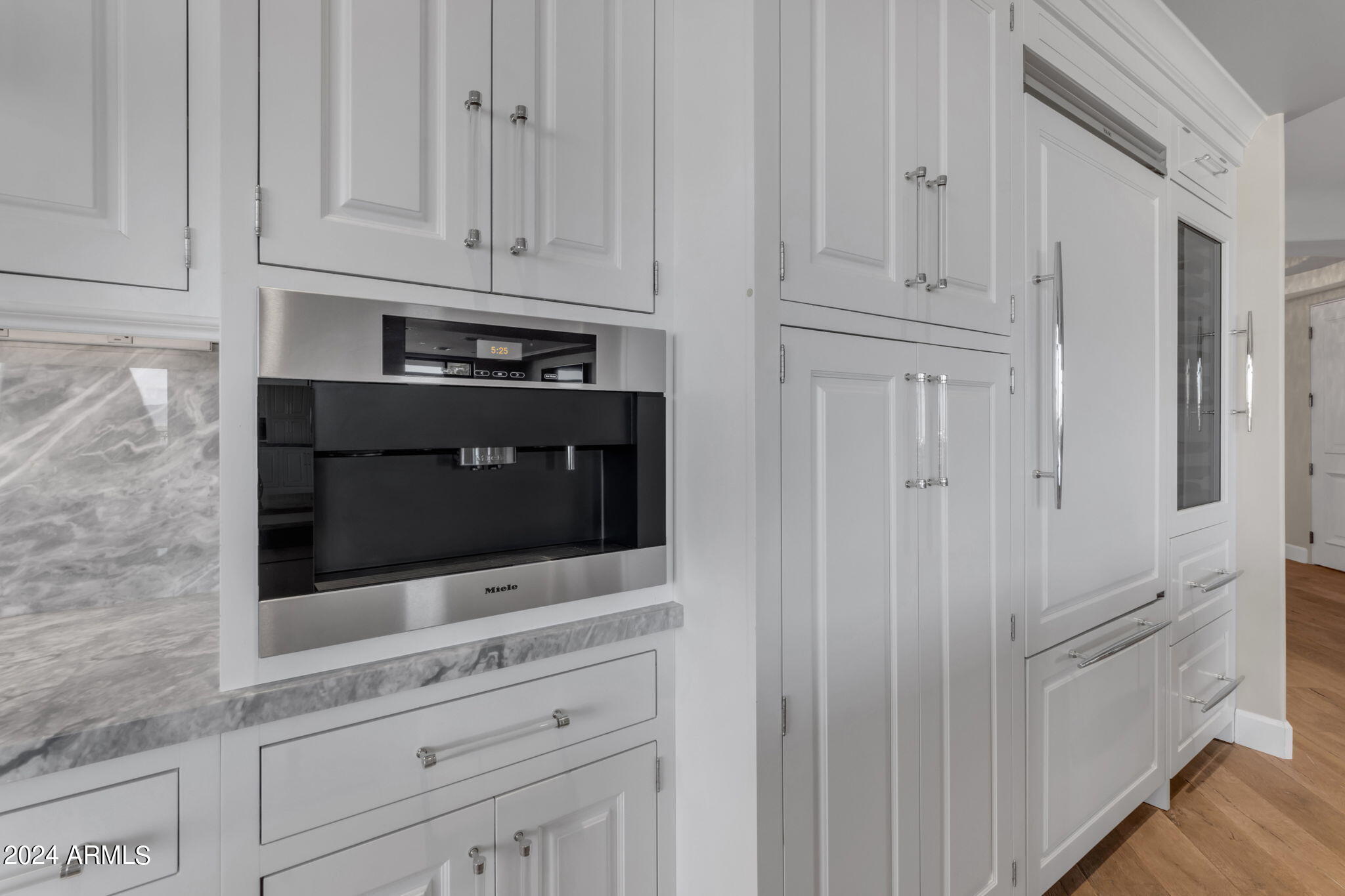 7181 East Camelback Road, Unit 704 Scottsdale, AZ 85251 - Photo 10 of 96 High end appliances