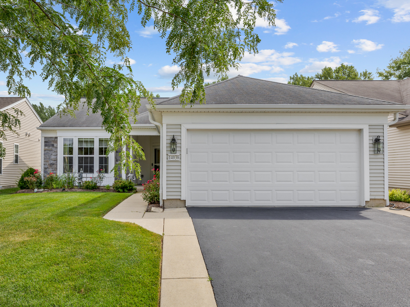 14038 Westmore Road Huntley, IL 60142 - Photo 1 of 32 Gallery Image 1