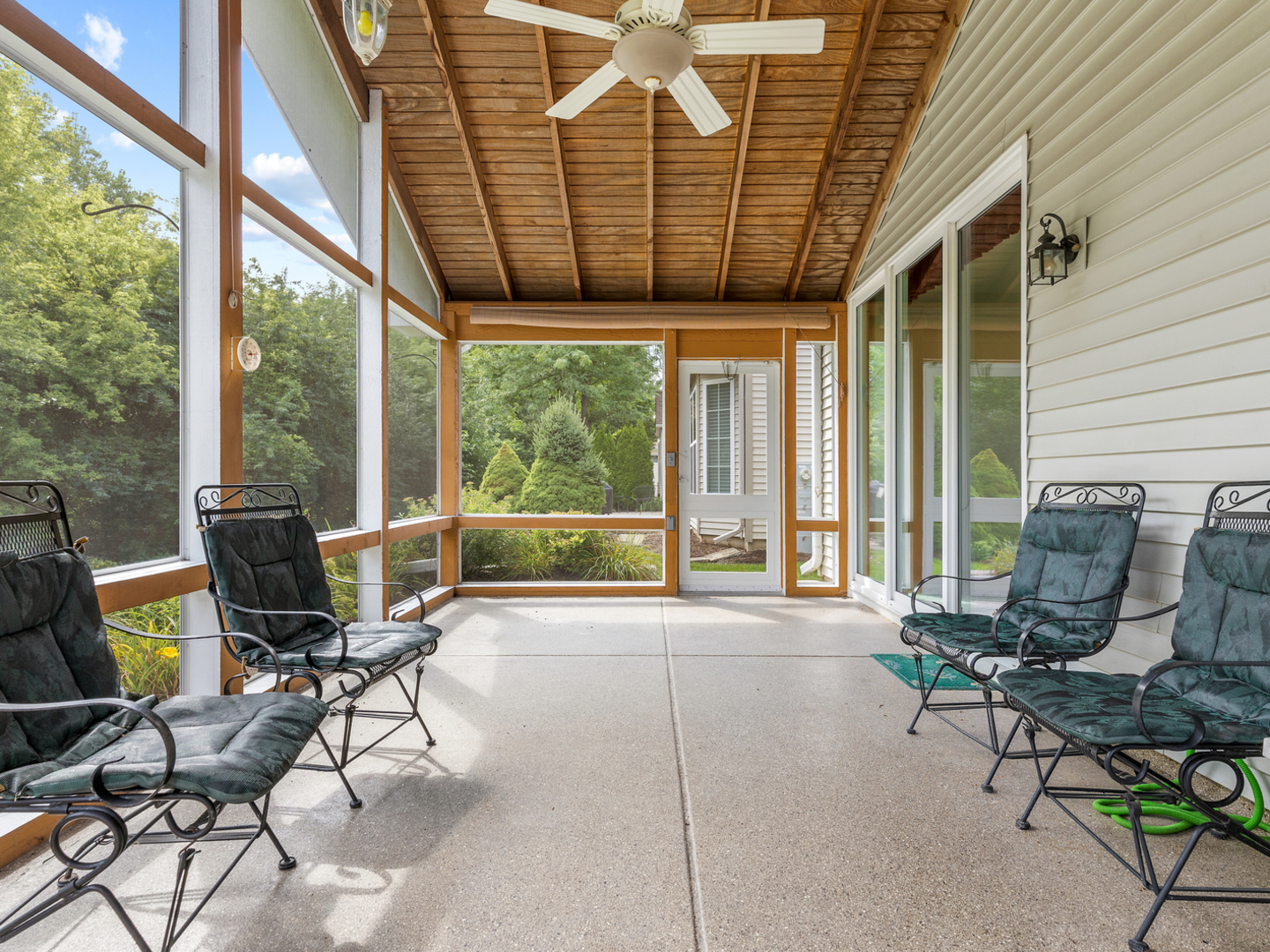 14038 Westmore Road Huntley, IL 60142 - Photo 2 of 32 Gallery Image 2