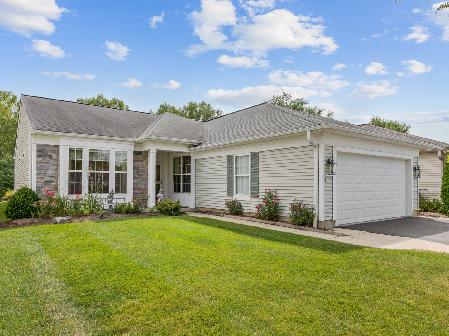 14038 Westmore Road Huntley, IL 60142 - Photo 8 of 32 Gallery Image 8
