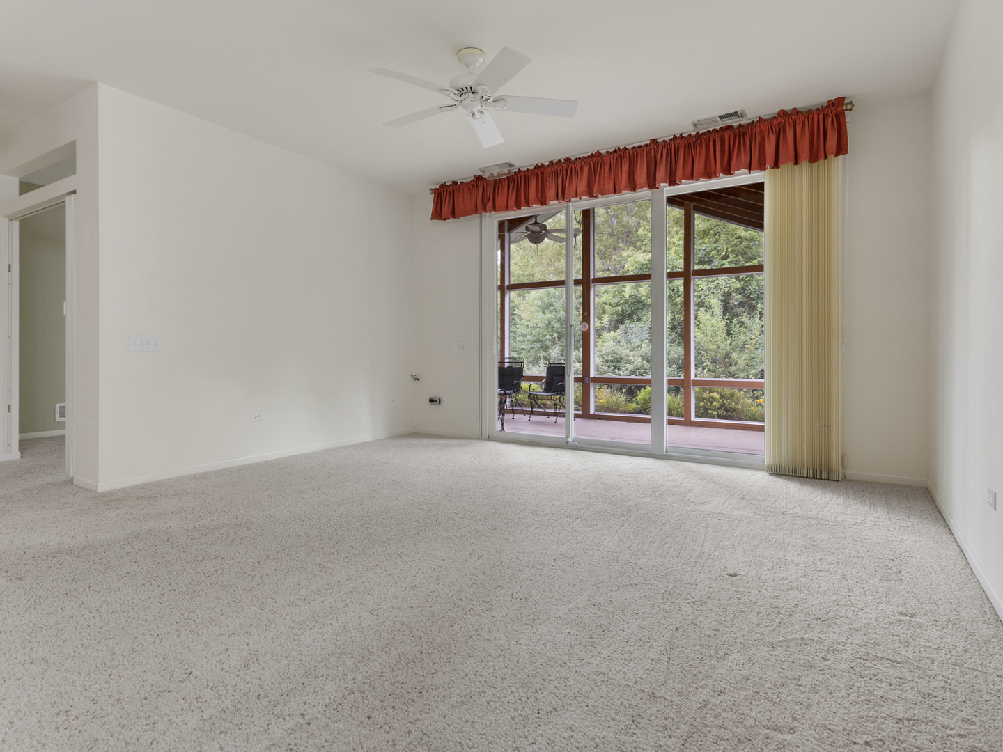 14038 Westmore Road Huntley, IL 60142 - Photo 9 of 32 Gallery Image 9