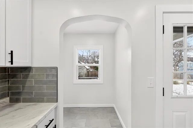 $385,000 | 7520 Grand Avenue, Kansas City, MO 64114