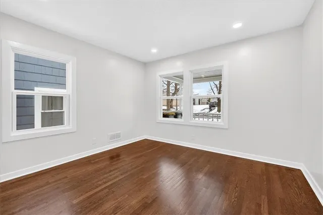 $385,000 | 7520 Grand Avenue, Kansas City, MO 64114