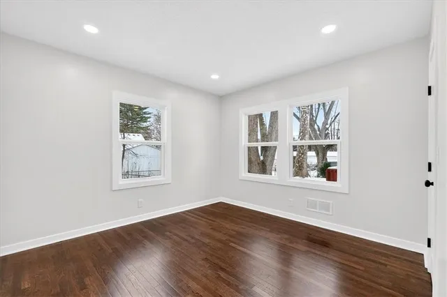 $385,000 | 7520 Grand Avenue, Kansas City, MO 64114