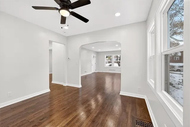 $385,000 | 7520 Grand Avenue, Kansas City, MO 64114