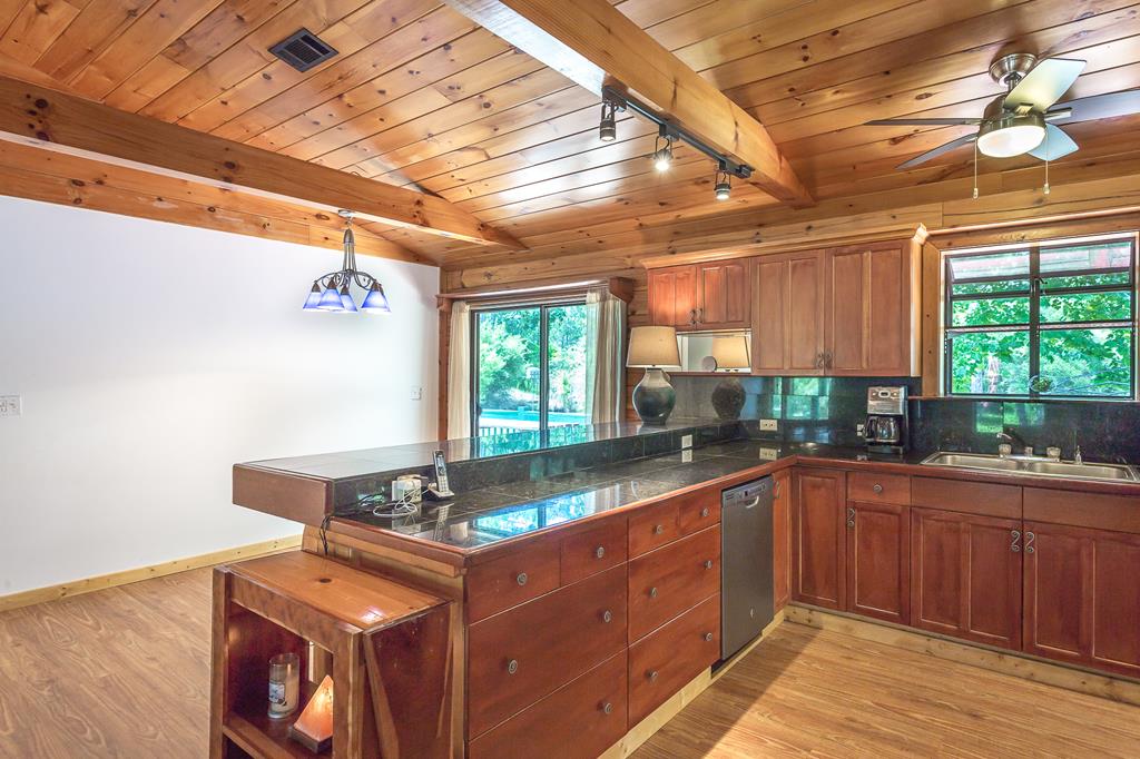 1979 Lighthouse Road Carrabelle, FL 32322 - Photo 12 of 33 Gallery Image 12