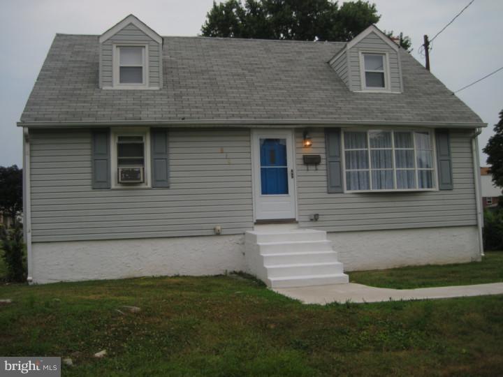 819 Byberry Road Philadelphia, PA 19116 - Photo 4 of 16 Exterior Front