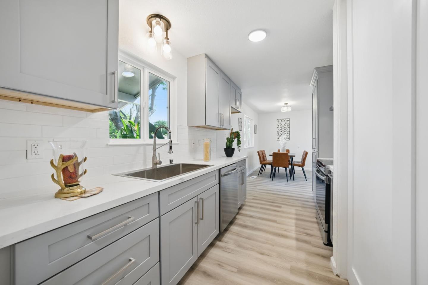 1693 Greentree Drive Concord, CA 94521 - Photo 3 of 40