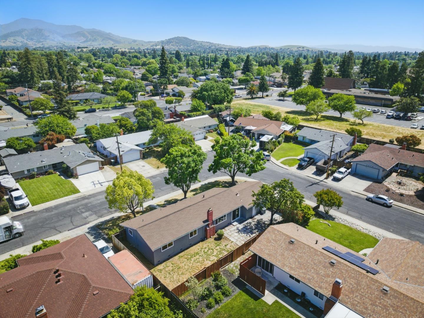 1693 Greentree Drive Concord, CA 94521 - Photo 37 of 40 an aerial view of a house with a garden