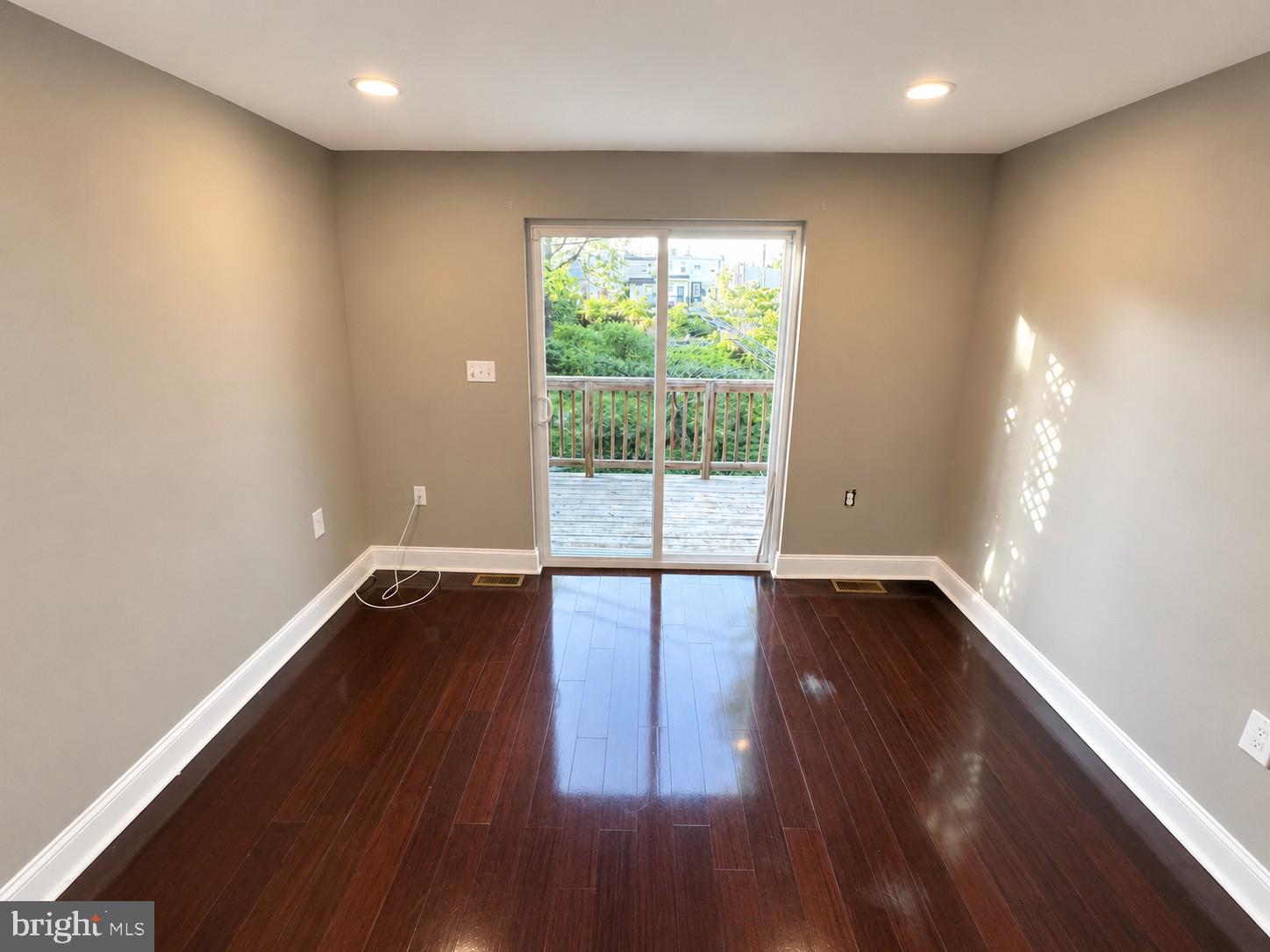 1610 Federal Street Baltimore, MD 21213 - Photo 11 of 27 Bright and airy room with garden view.