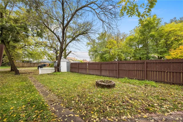 $179,900 | 724 Watt Street, Jeffersonville, IN 47130